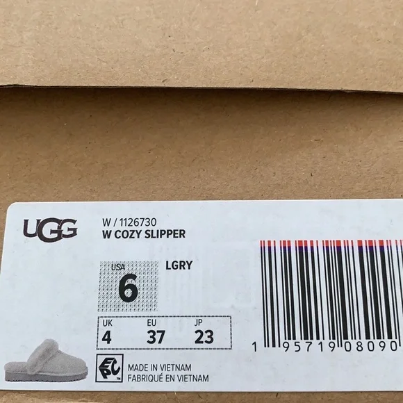 New ugg light grey genuine shearling slipper - Picture 4 of 14